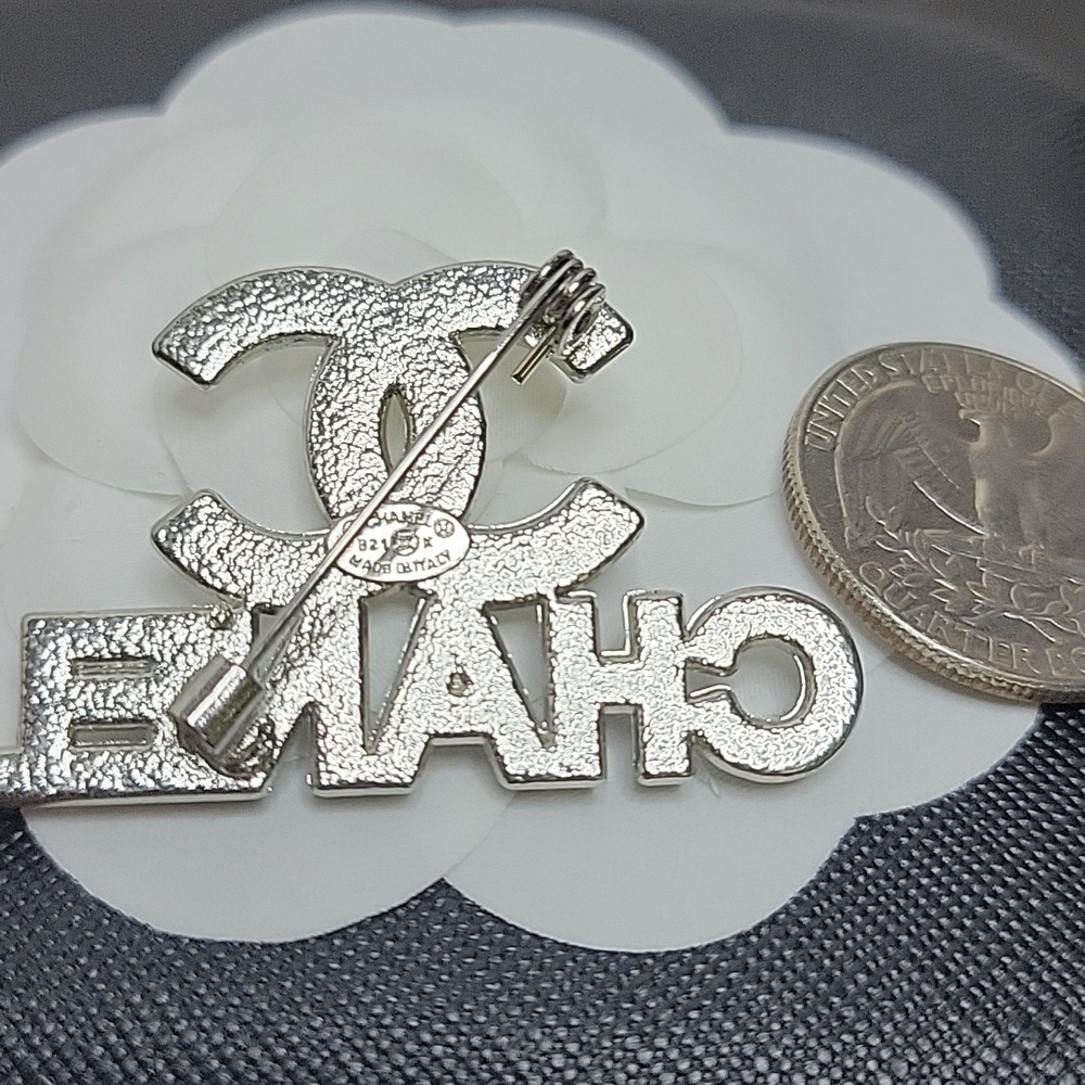 CC Silver Crystal Brooch - Picture 2 of 2